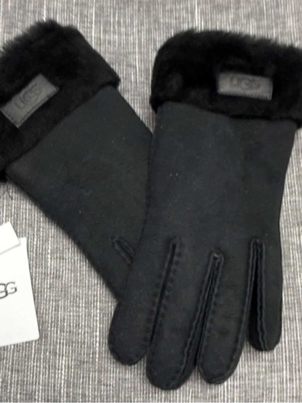 UGG Black Shearling-Trim Turn Cuff Gloves